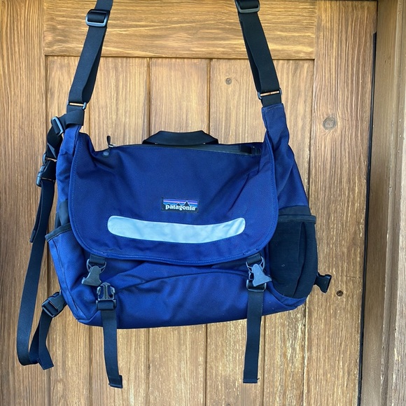Patagonia Laptop/Messenger Bag - Picture 7 of 16